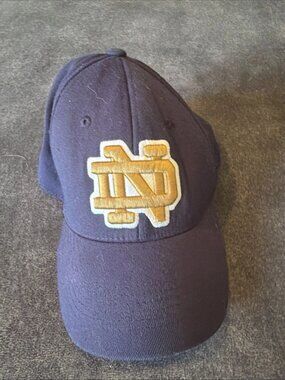TOP OF THE WORLD NOTRE DAME FIGHTING IRISH Hat Cap Onefit